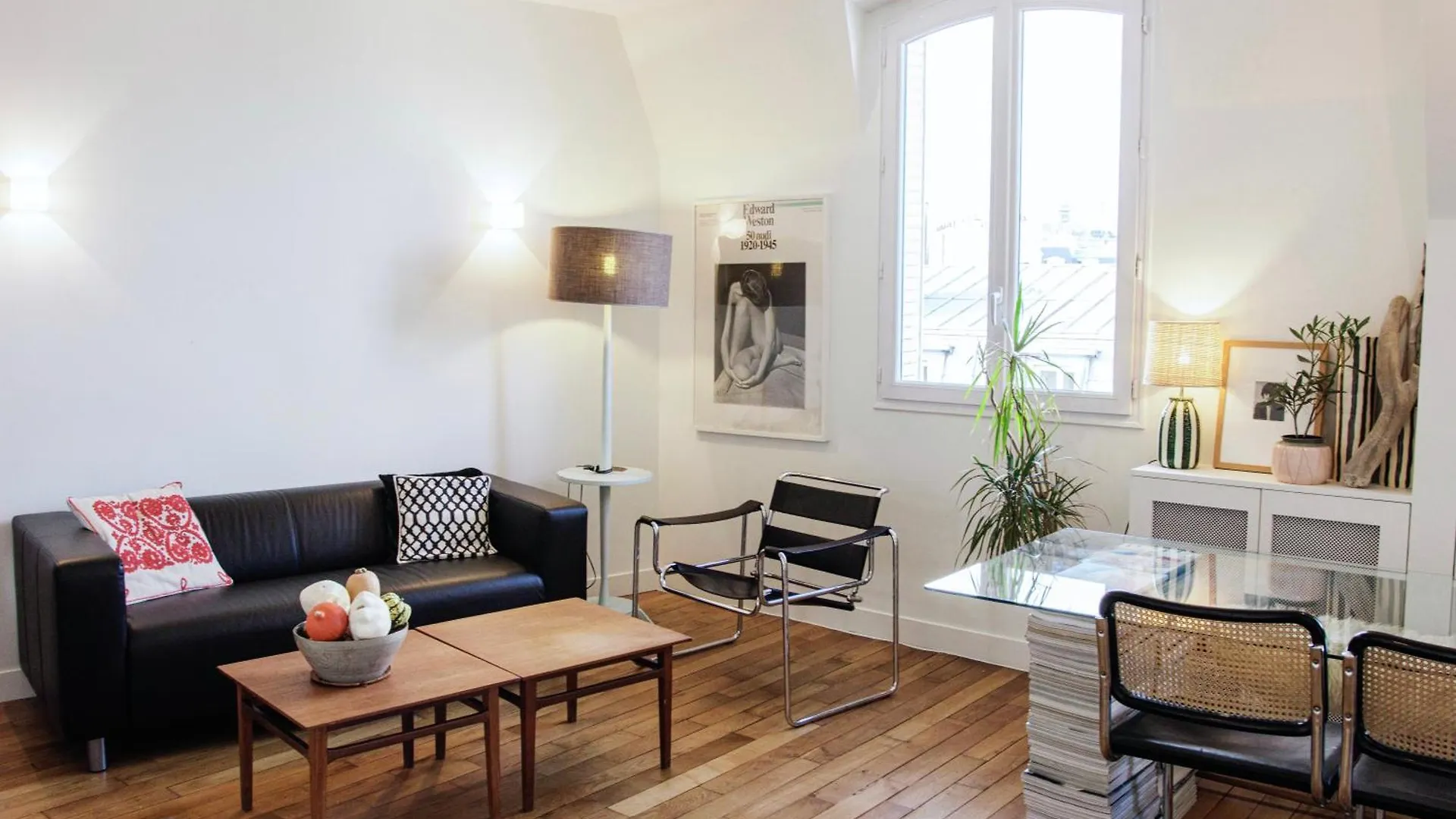 3 Pieces Lumineux Paris Montmartre Apartment